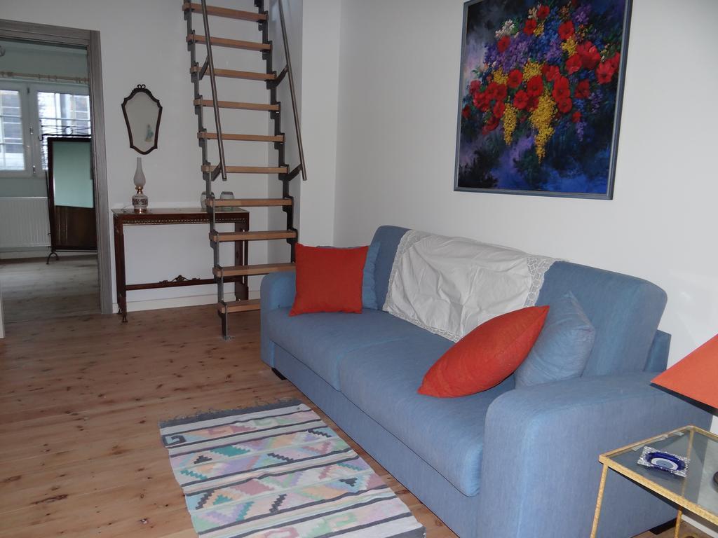 Guest House Dasos Kynthos 월뤼브생랑베르 객실 사진